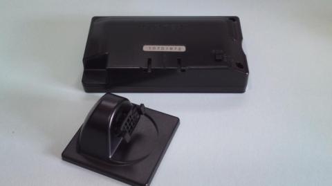 本体とブラケットの取り付け