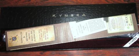 おっ豪華なケースに入っていますよ