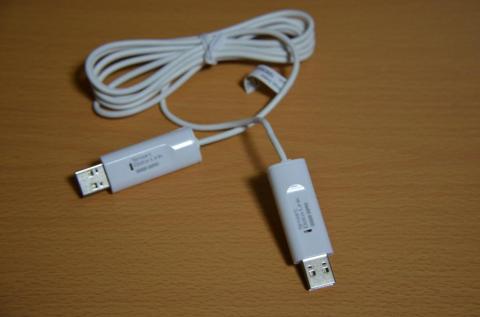 本体と説明書だけです