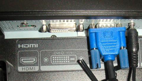 音声入力が別途必要