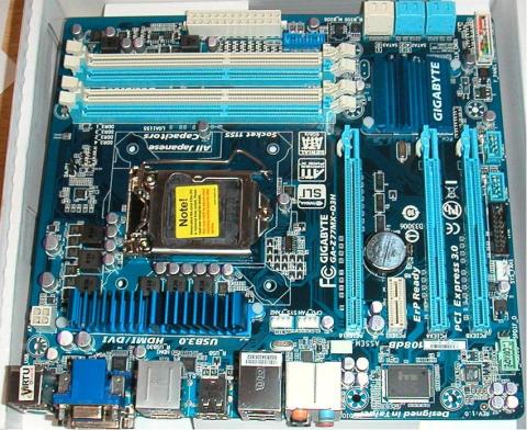 マザーボード基盤