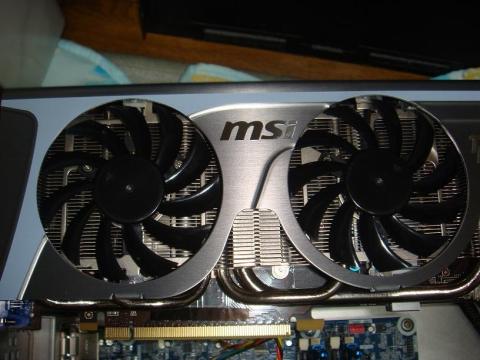 じろじろ・・・