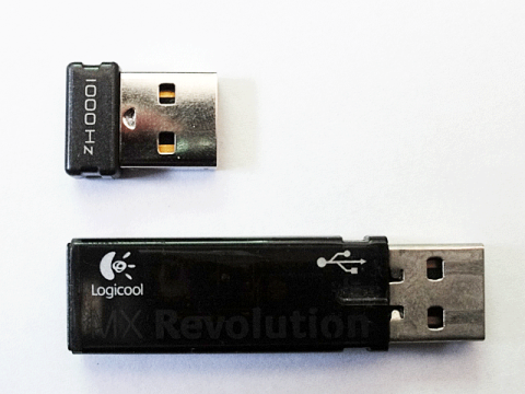 レシーバー①(上:G700 / 下:MX-R)