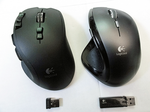 上面 (左:G700 / 右:MX-R)