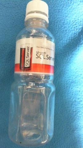 sqlserver2005minipetbotl.jpg
