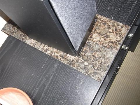 硬質な石をひいたところ