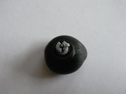 イヤホンゴム裏側