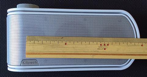 左右のスピーカーの間隔