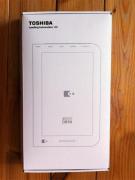 細長くて薄いシンプルな箱