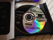 添付のDVDを入れる