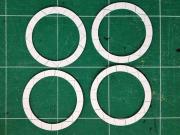 工作用紙を切り抜いて作った円環