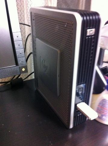 USBにHPの公式から入手したツールでUSBに書き込む