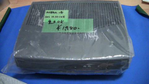 本体とACアダプタで1980円