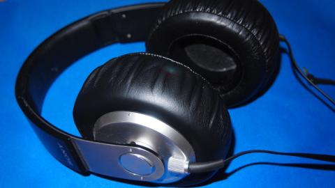 SONY MDR-XB700 約1万円