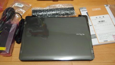 ネットブックにしか見えない