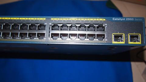 100Mx24+1Gx2の26ポート構成