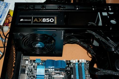 CORSAIR電源ユニット