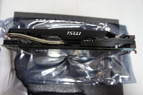 上から 6pin x 6pin電源