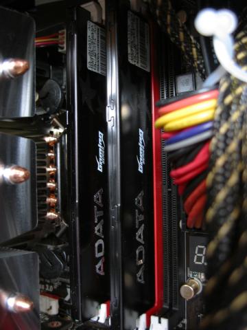 メモリ ADATA AX3U1600GC4G9-2G
