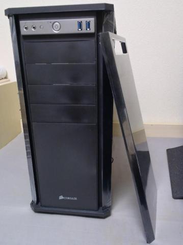 Corsair Obsidian 550D 扉取り外し