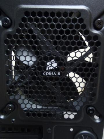 Corsair Obsidian 550D 後ろFAN