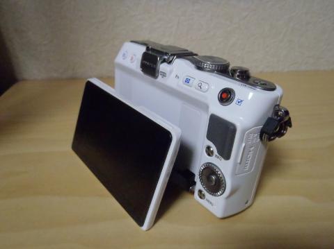 画面が可動する