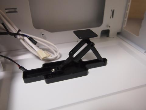 なんかちょっとカッコヨク