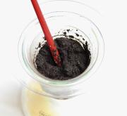 【少しの水で混ぜる】