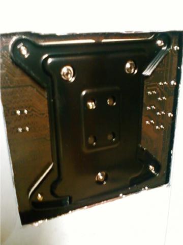 GZ-X1BPD-100のCPU裏 10✕10cm角切り取った後