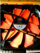 独特の形状 タービンブレード