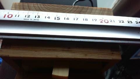 約0.5Lのエンクロージャー