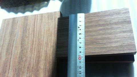 小さい方は97mm幅