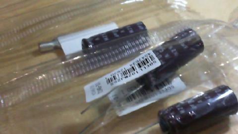 1本づつ袋に入ってます