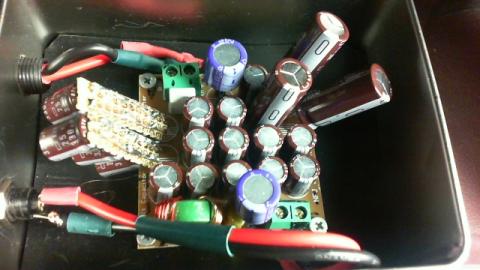 コンデンサが高かったので斜めに設置