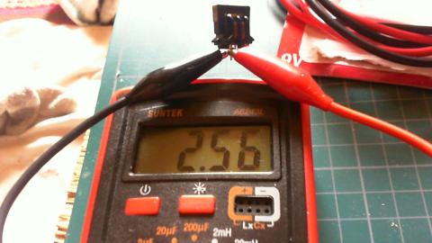 手持ちの3mHチョークコイル