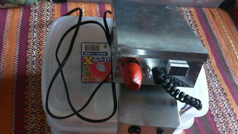 ツマミ間をもう少し取るべきでした