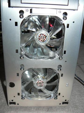 フロントファン (外側)