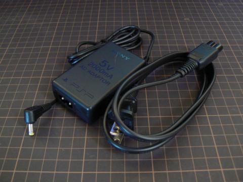 PSP の充電器