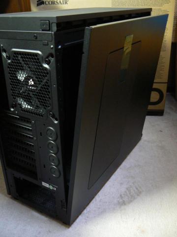 サイドパネル、オープン!