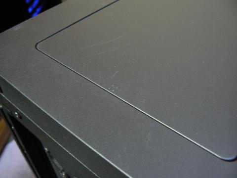 ケース上部 - 押せそう