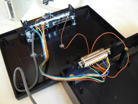 中身。(ブレているのは適当なハンダ付けをごまかすためではないですw)