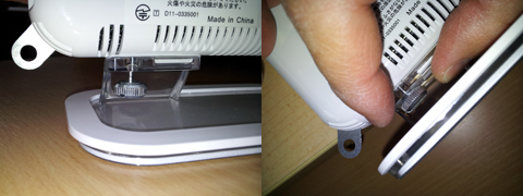 スタンドは少し取り付けにくかった