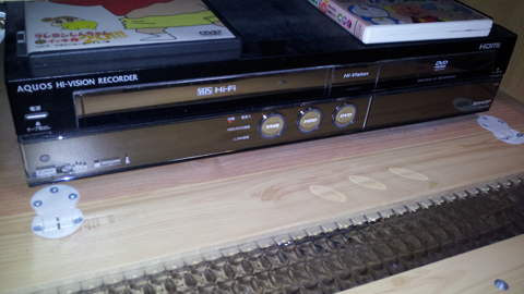 ホコリだらけの写真ですみません・・。