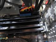 ケーブル指しにくい