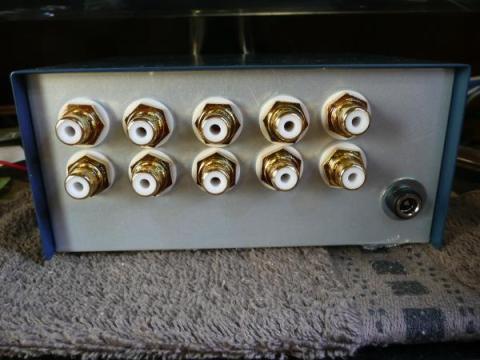 DCインレットの穴を開けすぎました…orz