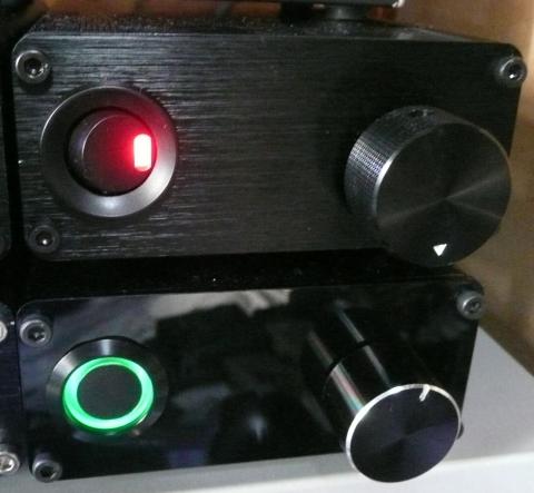 上:TA2020 下:TA2024C