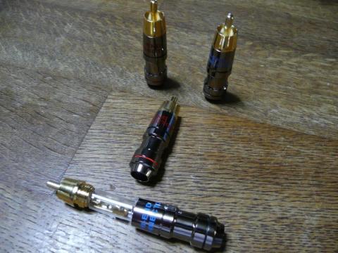 Classic Pro RCAプラグ