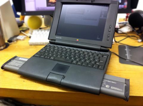 両方にバッテリ