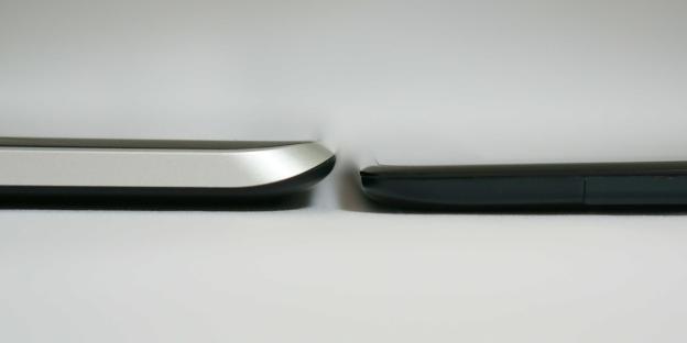 主人所有のTM105A(左)とKALOS(右)