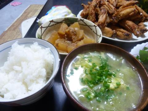 大根の煮物とキャベツのスープ